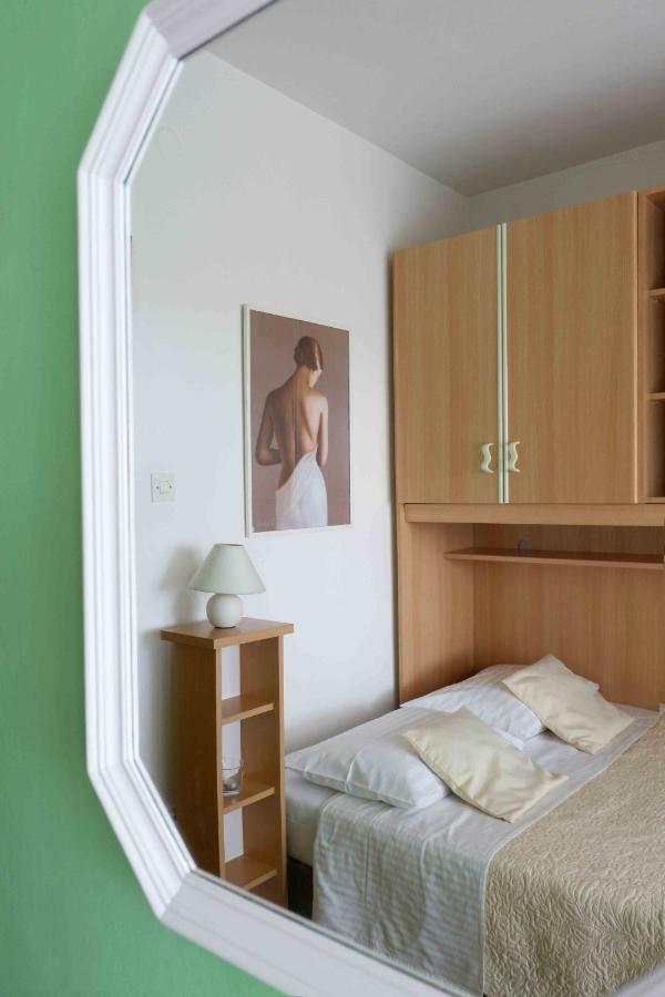 Apartment Ponos Krk Town Exterior photo